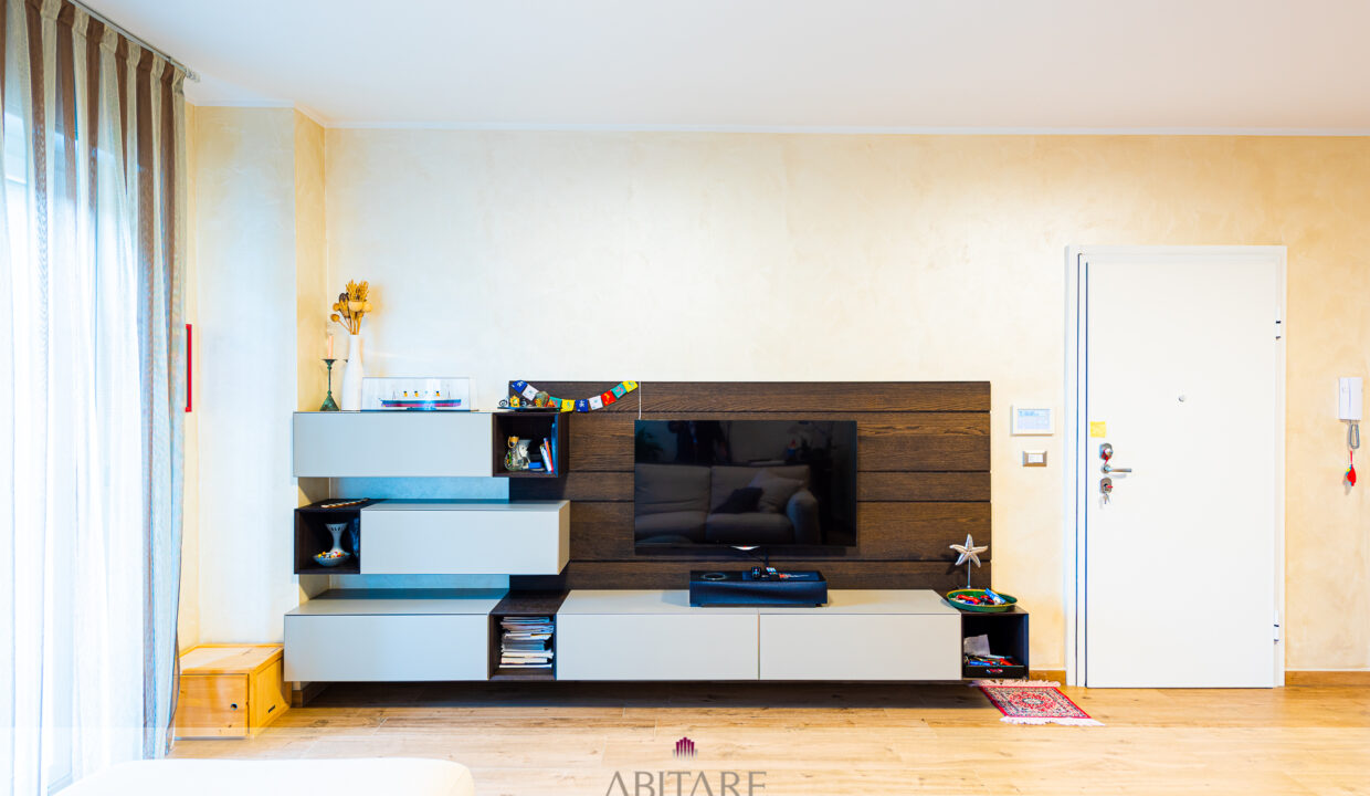 4 loc ald merc martedi monitor-6