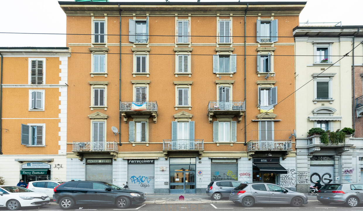 Milano monitor-37